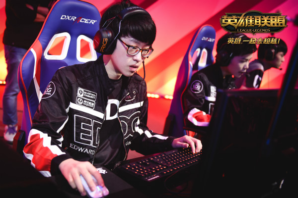 j9九游会中国 -Scout在中国队比赛中重返赛场，爆冷引发热议！(scout选手)