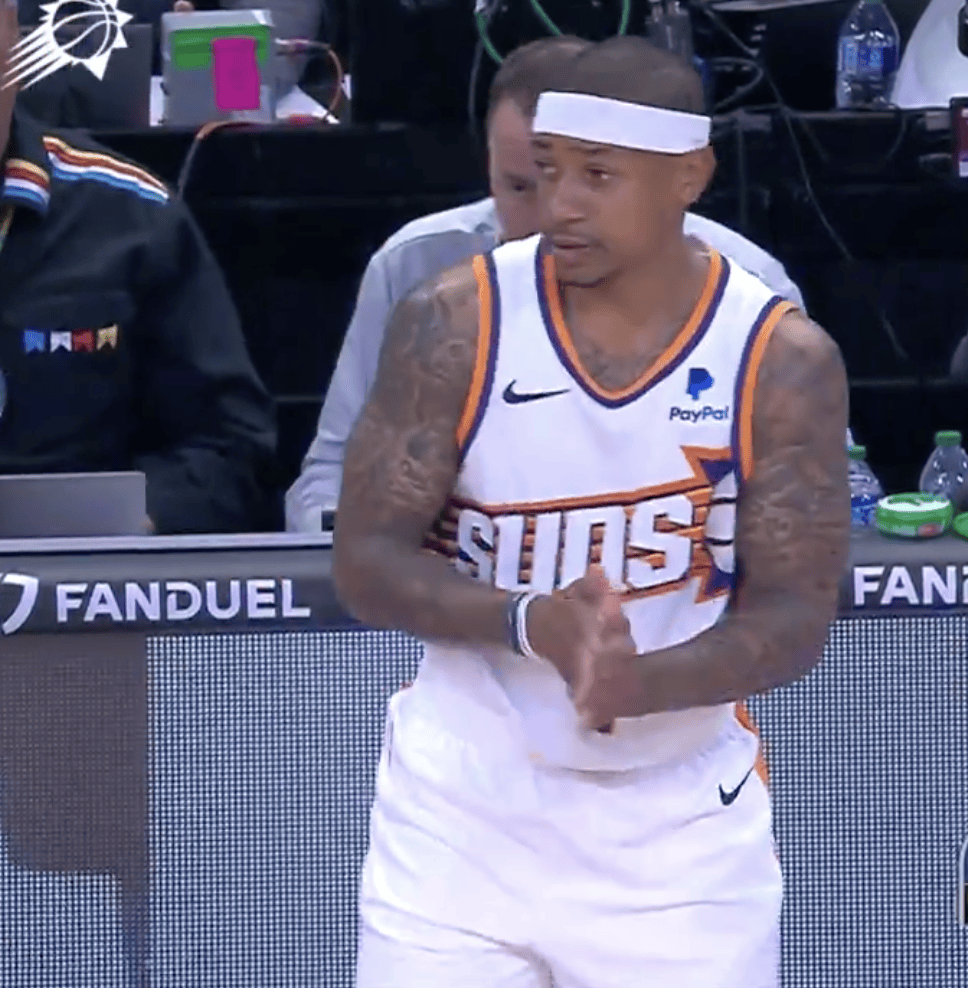 九游会网页版 -包含蒂姆迎来十五赛季出色发挥，瑞士队观众热烈欢呼！的词条