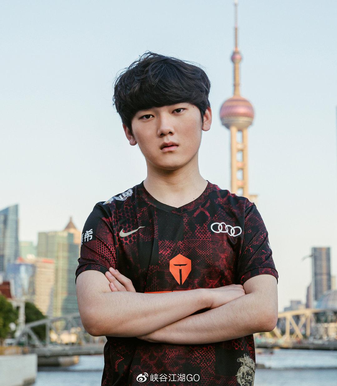 九游会网页版 -Karsa在DWG比赛中表现优异，晋级下一阶段引发热议！的简单介绍