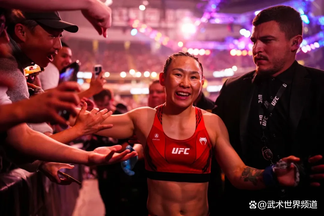 j9九游会首页 -包含UFC巡回赛上演强强对话,蓬莱犀牛队鏖战滇池飞鹰队,多点开花奏效;全面提速抢占先机的词条